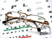 Presbyopie, bekend als ouderdomsverziendheid, is het verlies van het dichtbij zien als een persoon ouder wordt, en waardoor de persoon afhankelijk wordt van het gebruik van een lees- of multifocale bril.